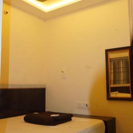 Sri Vasavi Residency Rāmeswaram Exterior foto